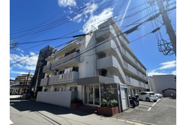 スカイマンション南福岡の外観