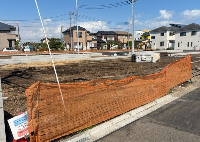 物件の詳細については、現地を見てわかること以外に、役所や法務局などで調べないとわからないことがあります。そのため、現地に行く場合は、もしこの物件を買ったらどのような生活ができるかをイメージしましょう。