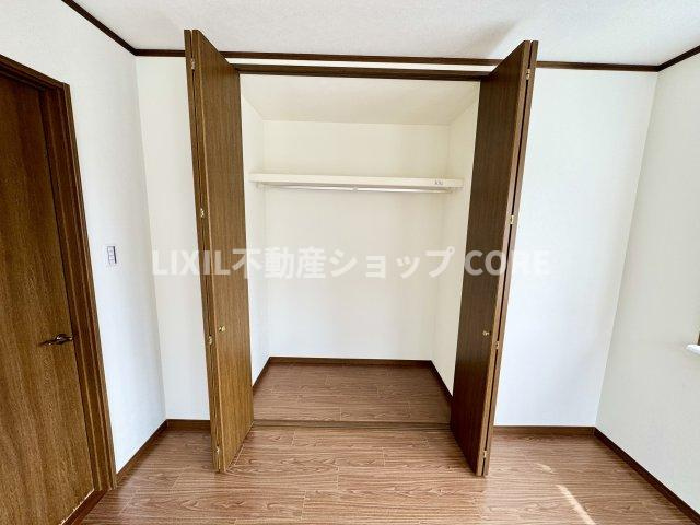 全居室に収納を完備しておりますので、居室の全空間を有効活用出来ます。　
