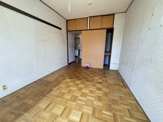 洋室6帖　家族構成やライフスタイルにあわせて多目的にお使いいただけます。