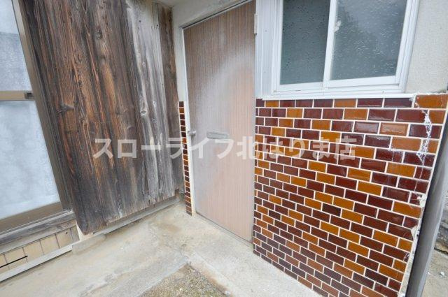 離れ玄関