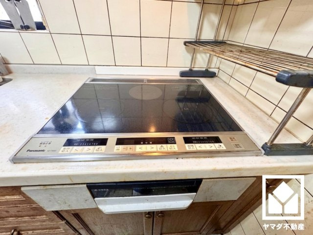 ※本画像は空室時の写真を加工し、家具・小物等を撤去したイメージです。　実際の仕様とは異なる場合がございます。