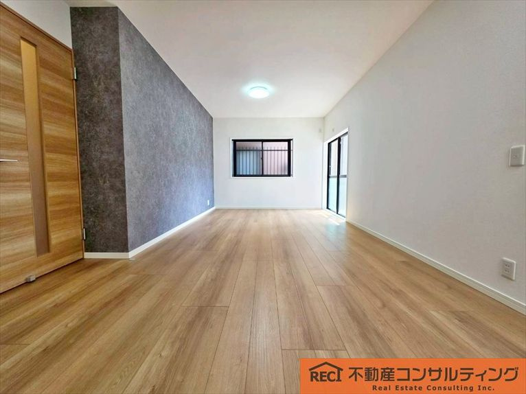 駐車スペース1台分あり！