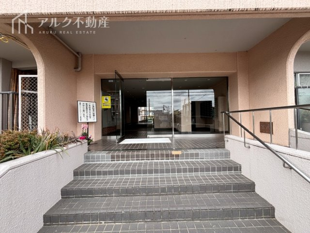 マンションアプローチ