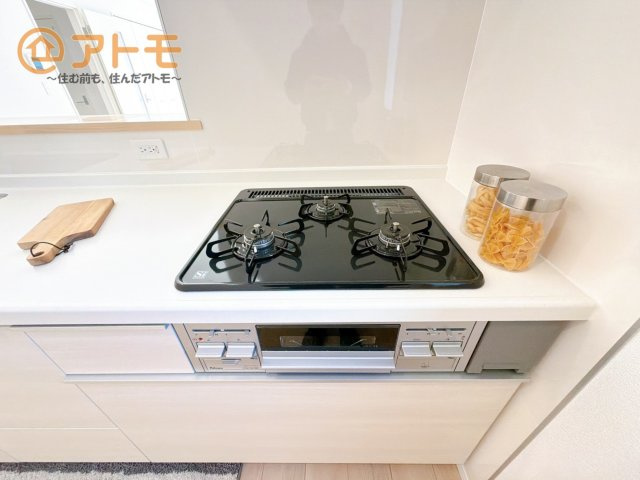 3口コンロは使い勝手がよくお料理も楽しくなりそうです♪
