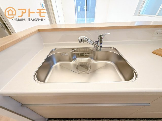 広いシンクは使い勝手良好です♪