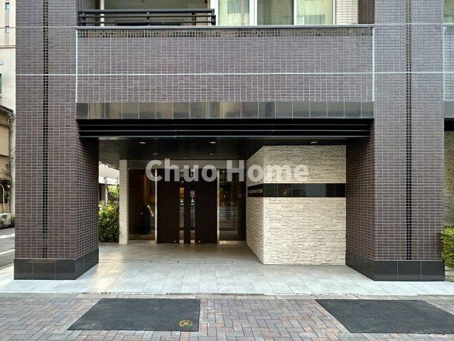 【エントランス】マンションのエントランスは、その物件の印象を決める、顔とも言える場所です。毎日通る場所ですからきれいなのが一番です。