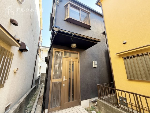 外観：328000546225