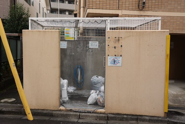 設備と言っても種類が多く、欲しいものすべてが設置されていることは少ないでしょう。そのため、予めご家族でどの設備が必須になるかなどを決めてから現地を見学することでより住み始めの想像が出来ていいでしょう。