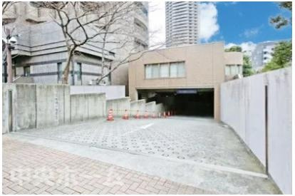 【敷地内駐車場】最新の空き状況や費用などの詳細は担当スタッフまでお問い合わせください。