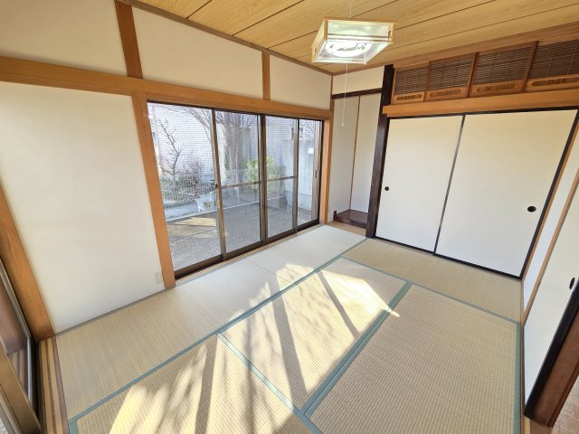 1階6帖の和室です。　