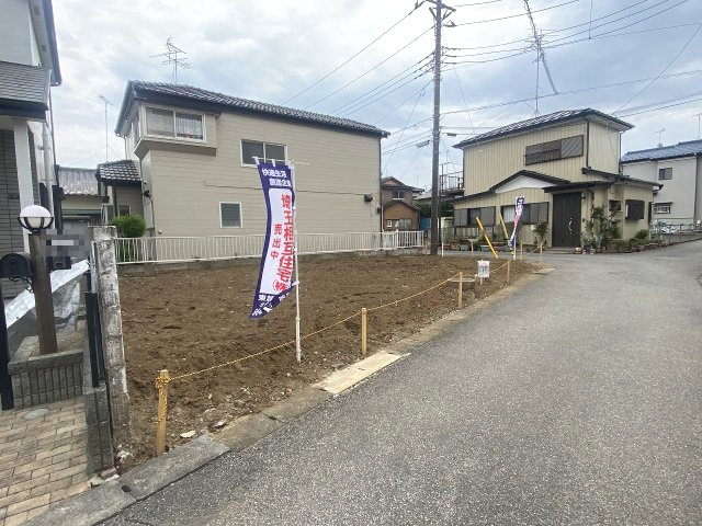 北西・南西角地で陽当り良好！敷地約30坪！更地渡し！自由設計で夢のマイホームはいかがでしょうか！中野小学校まで徒歩約10分(800ｍ)！当社施工現場ご案内致します！お気軽にお問い合わせください！
