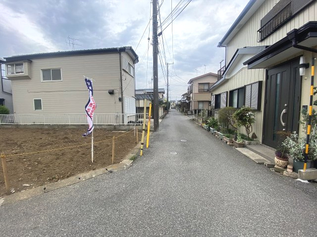 北西・南西角地で陽当り良好！敷地約30坪！更地渡し！自由設計で夢のマイホームはいかがでしょうか！中野小学校まで徒歩約10分(800ｍ)！当社施工現場ご案内致します！お気軽にお問い合わせください！