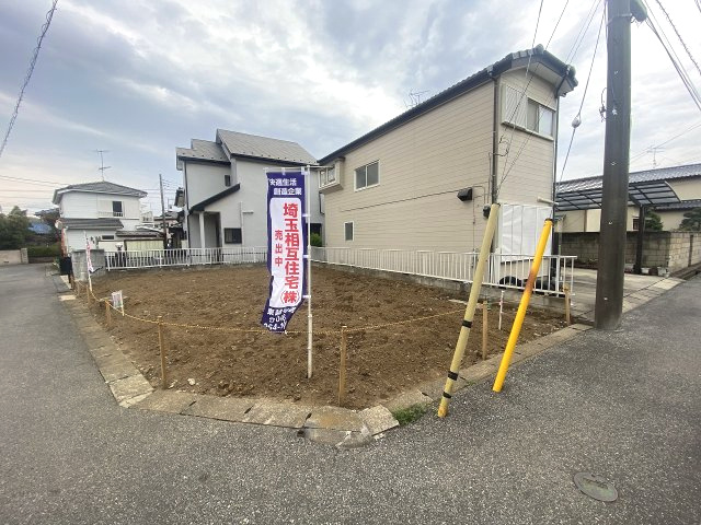 北西・南西角地で陽当り良好！敷地約30坪！更地渡し！自由設計で夢のマイホームはいかがでしょうか！中野小学校まで徒歩約10分(800ｍ)！当社施工現場ご案内致します！お気軽にお問い合わせください！