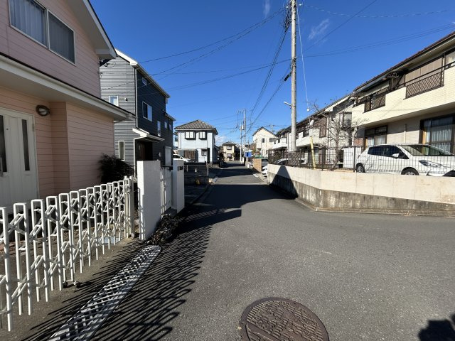 前面道路も広く駐車も楽々♪