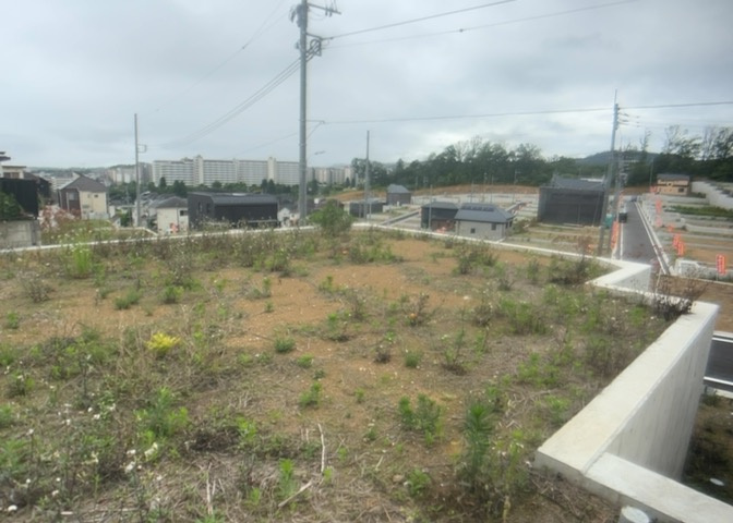 土地探しをしていると都市計画区域という言葉を目にすると思います。法律によって、都道府県知事や国土交通大臣が指定するエリアのことを指しており、都市計画区域は市街化区域と市街化調整区域に分けられています。