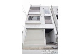 住吉区万代東２丁目戸建の外観
