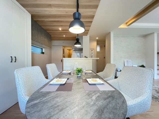 【トラストステージ施工例／水まわり2WAY】　自社一貫施工のセミオーダー住宅にも対応いたします。