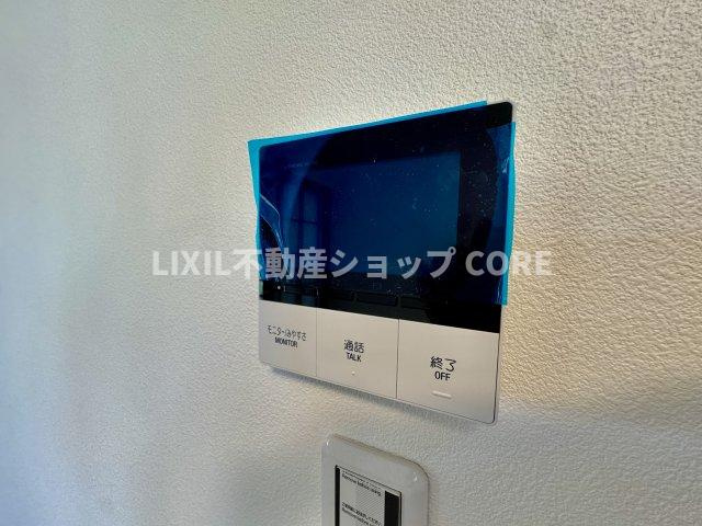 ＴＶモニター付インターホンでセキュリティ面にも配慮。小さなお子様のお留守番でも安心なアイテムです。　