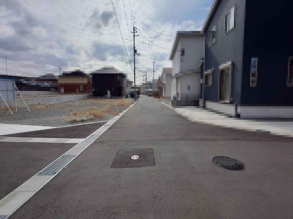 前面道路含む現地写真
