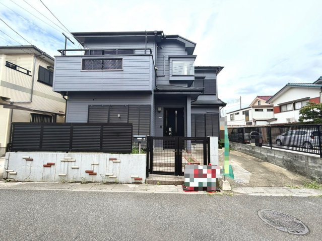 南道路に面し陽当り良好！全室6帖以上・全居室に収納がある4LDK！1階に水回りの集中した家事ラク動線です！