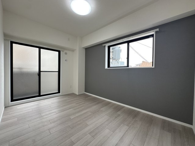 現地お部屋から見渡せる眺望、神戸湾が見渡せます。