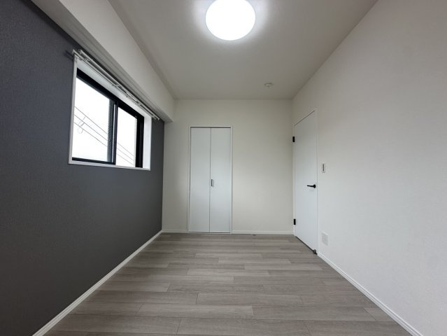 トイレ　※リフォーム前の写真です。（2025年7月）