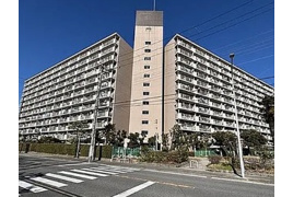 船橋ファミリータウン1号棟の外観