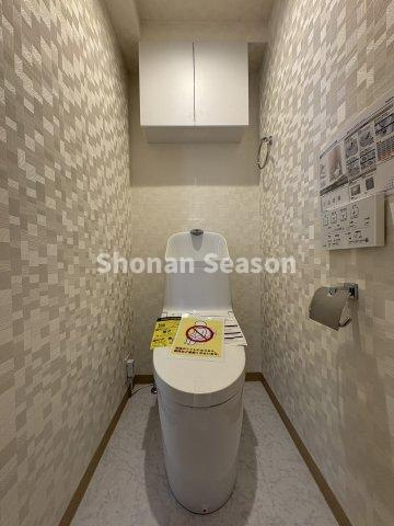 オールシーズン暖かな便座で快適な「温水洗浄便座」に新規交換済です。