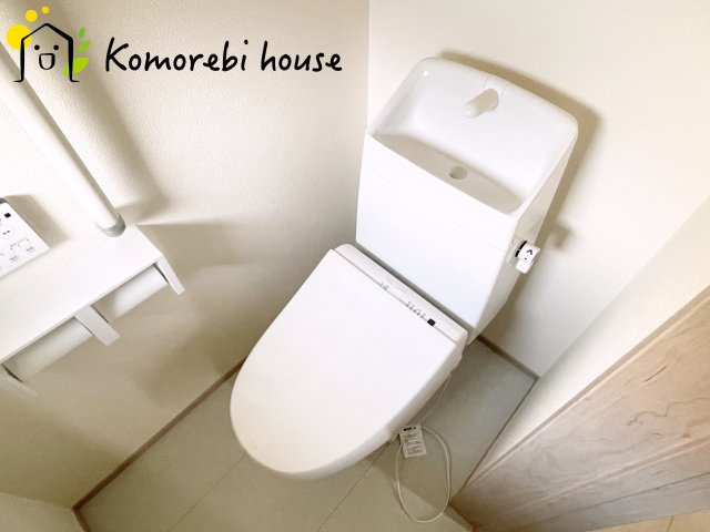 シンプルで使いやすいトイレです