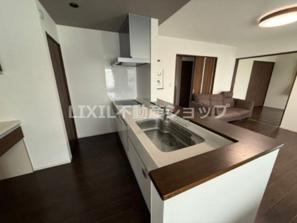 【真岡市大谷台町　中古戸建のキッチン】