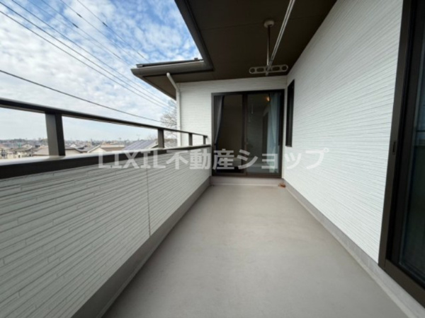 【真岡市大谷台町　中古戸建のバルコニー】