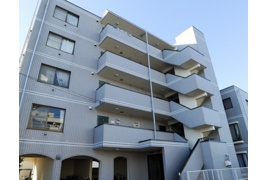 センチュリー日野の外観