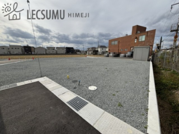 外観：328000608007