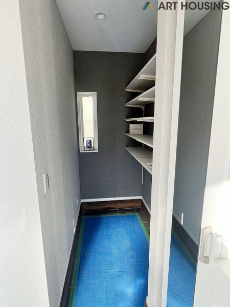 【新築　本町田の玄関】