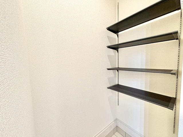 玄関は収納スペースもしっかり確保　いつもきれいな玄関を保つことができます