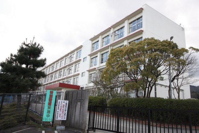 富士見小学校