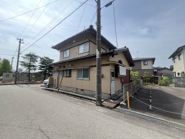 外観と北側道路
