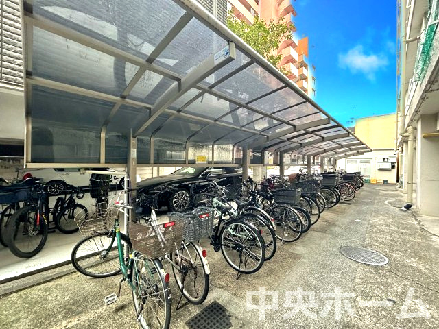 【自転車置き場】最新の空き状況や費用などの詳細は担当スタッフまでお問い合わせください。