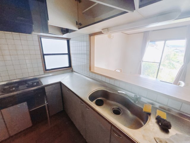 調理器具の出し入れが便利なスライド収納♪毎日家事を頑張る皆さまにおすすめしたいポイントです(*^^*)