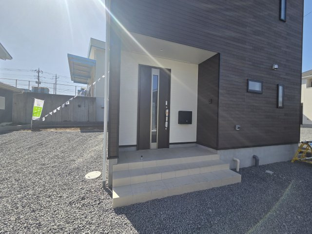 現地写真　TVモニタードアホン付きなので防犯面も安心です！