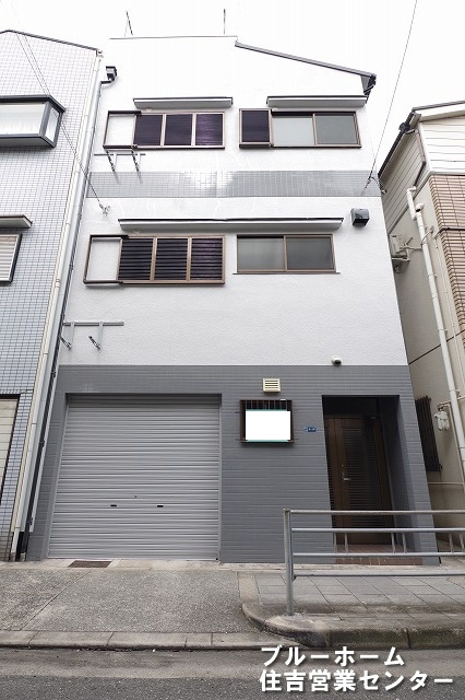 1992年10月建築の鉄骨造の戸建です！