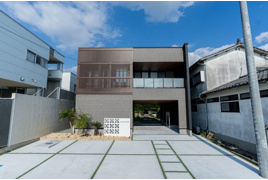 西区河内町船津の外観