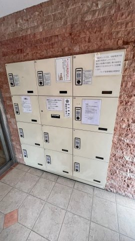 宅配ボックス
