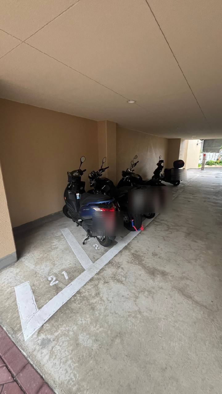 バイク置き場