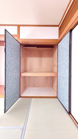 1Ｆ6畳の北側和室になります♪