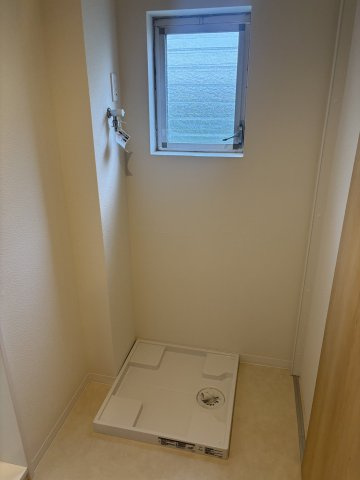 防水パン付洗濯機置場です。