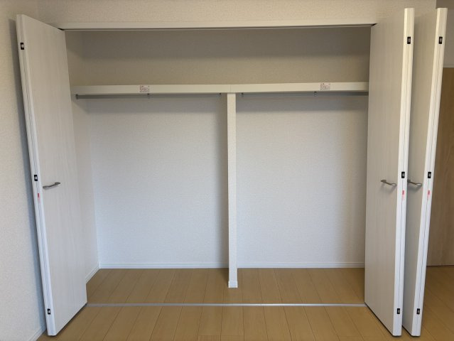 大きなものも収納できそうです。