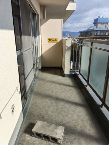 陽ざしが暖かい南面バルコニー。ゆったり使える広さが魅力です。