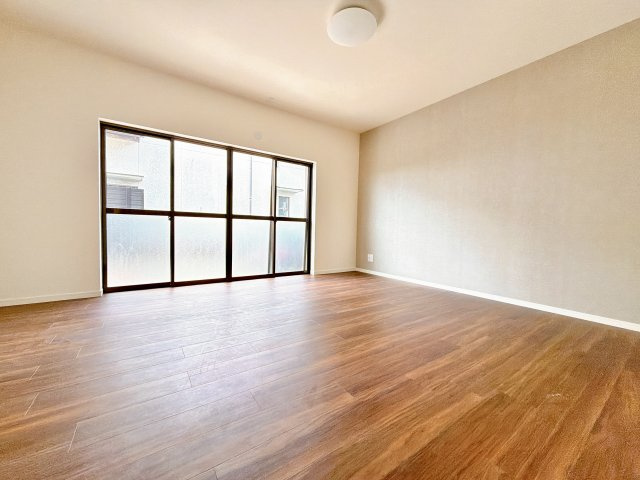 1階洋室（約7.5帖）